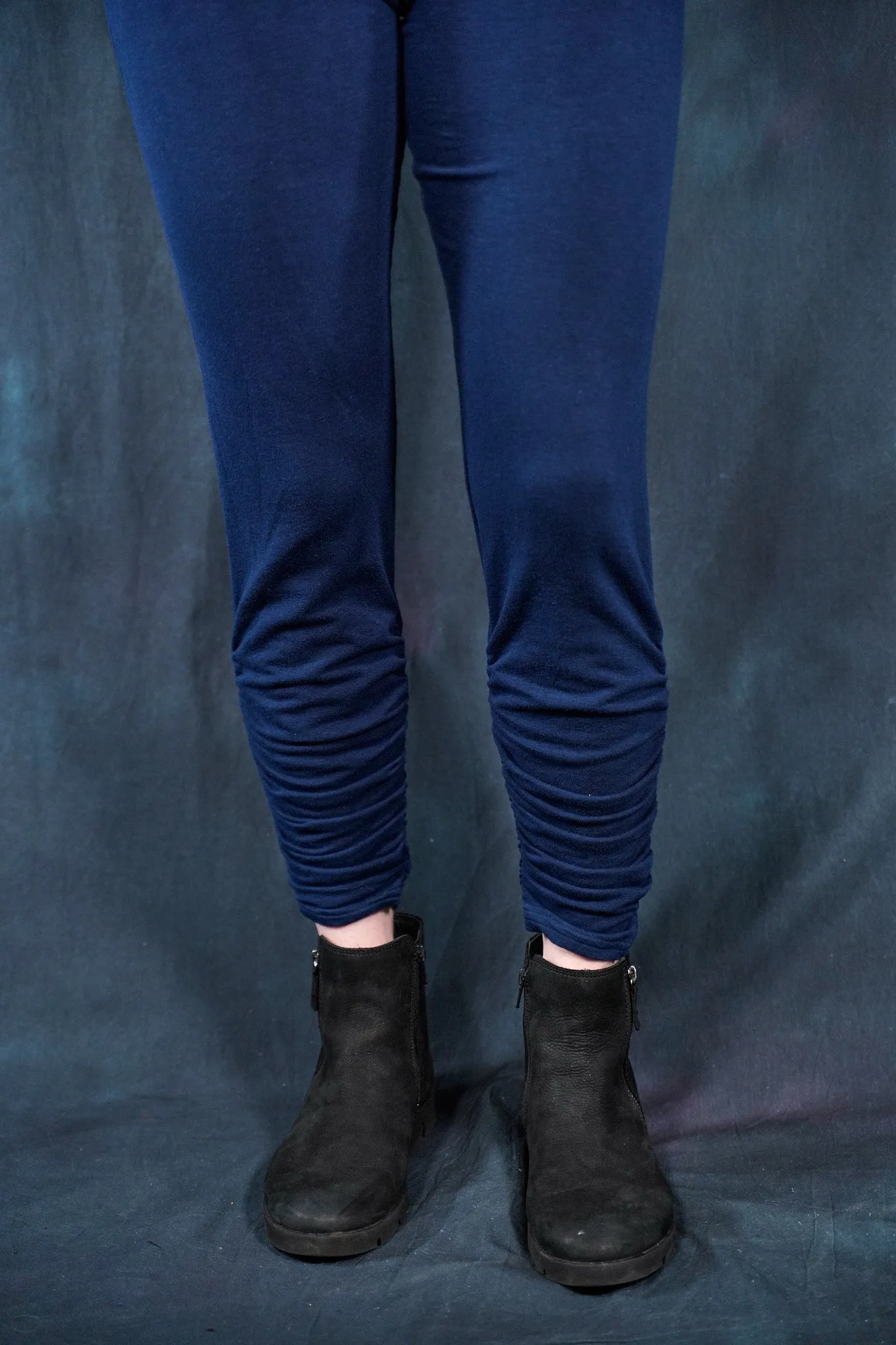 3323 Winterweight Bamboo Gather Legging Mood Blue-U
