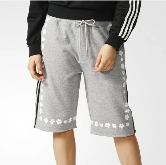 Adidas pharrell williams daisy long shorts unisex