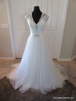Allure Bridals 2810