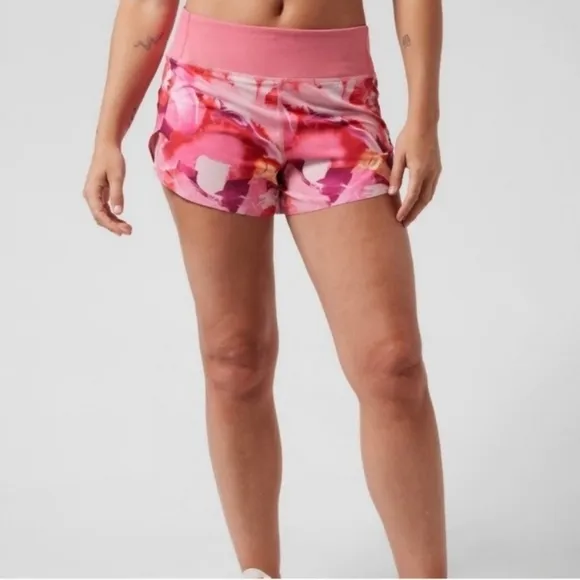 ATHLETA Run With It Shorts Floral Printed 3.5” Inseam Pink Red Energy Coral