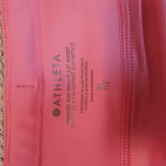 ATHLETA Run With It Shorts Floral Printed 3.5” Inseam Pink Red Energy Coral