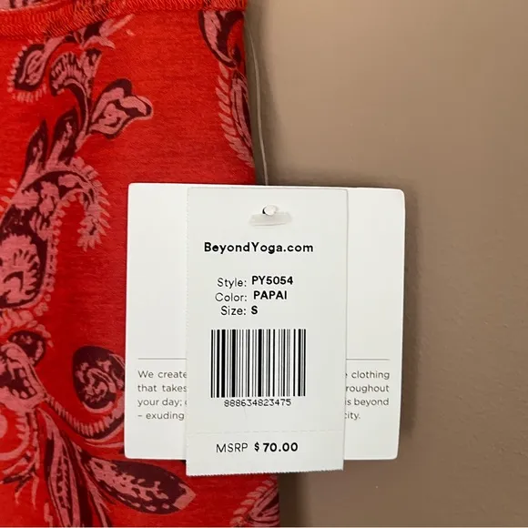 {Beyond Yoga} High Waisted Biker Shorts in Chai &amp; Paprika Paisley - Womens Small