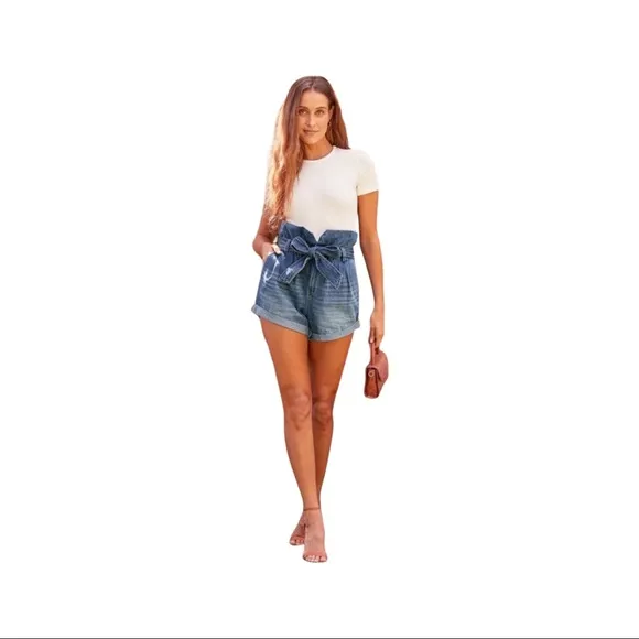 Blank NYC Paperbag Self-Belt Denim Shorts with Cuff in Dancing Queen size 28