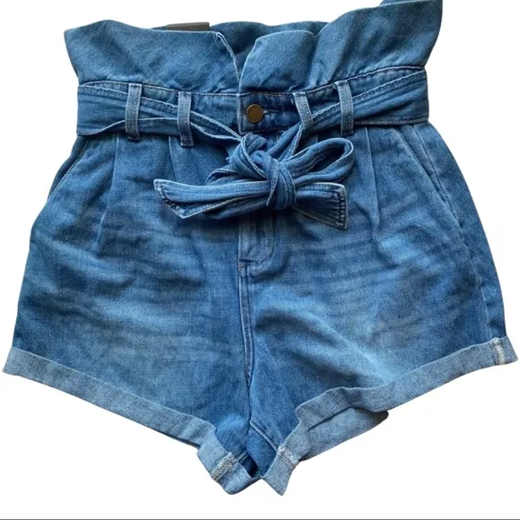 Blank NYC Paperbag Self-Belt Denim Shorts with Cuff in Dancing Queen size 28