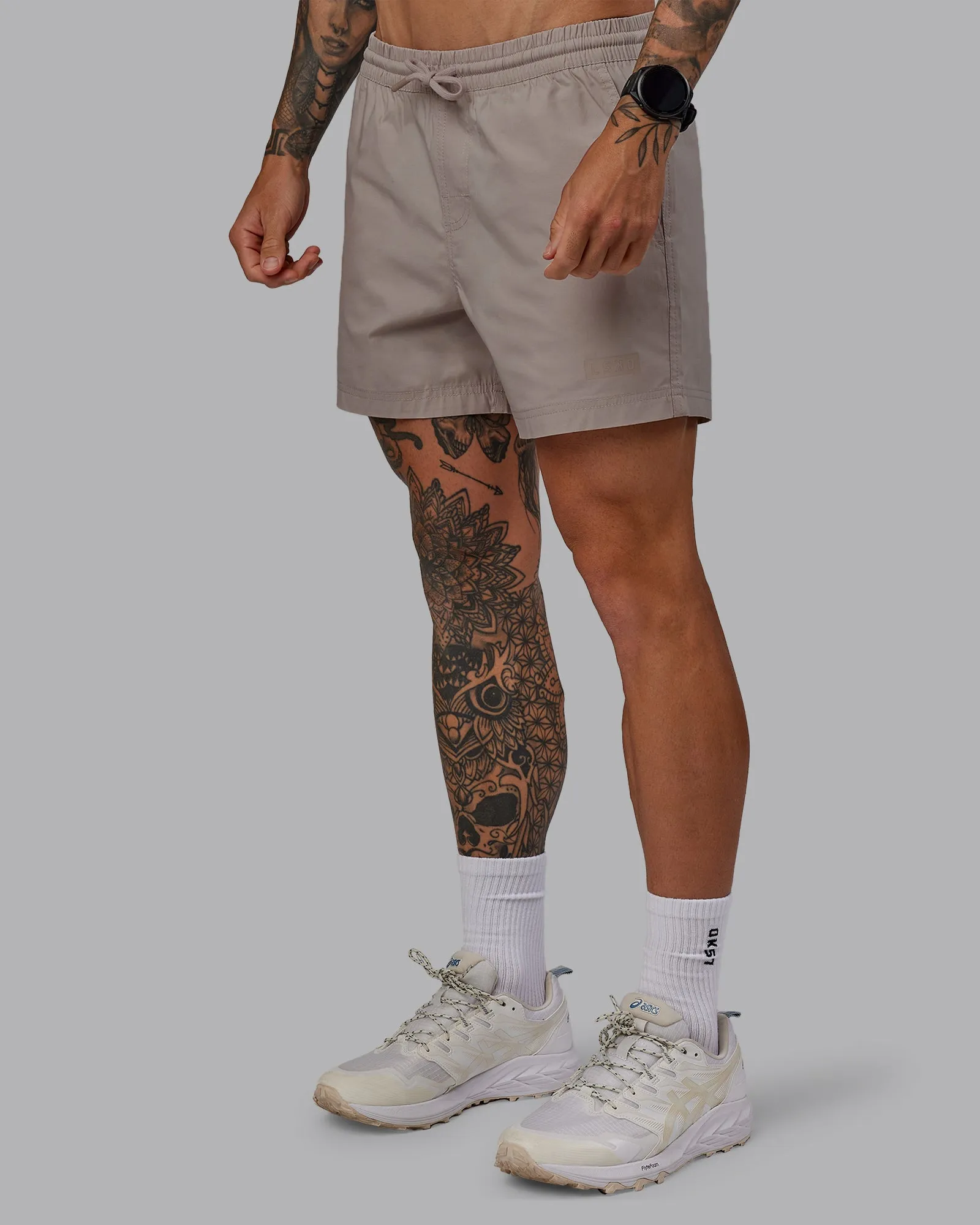 Daily 5" Short - Shale Beige