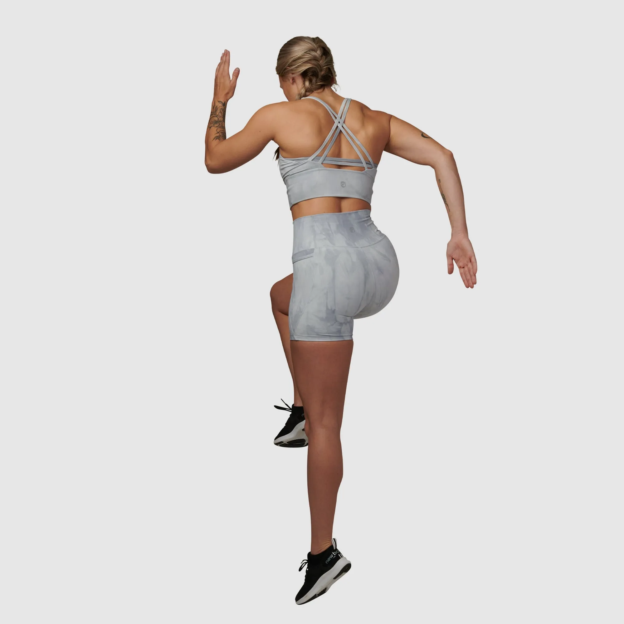 Eccentric Short (Crystal)