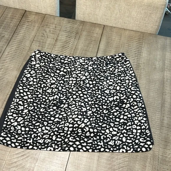 EP New York 16” High Rise Black And White Print Golf Skirt Size XL