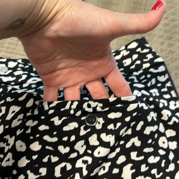 EP New York 16” High Rise Black And White Print Golf Skirt Size XL