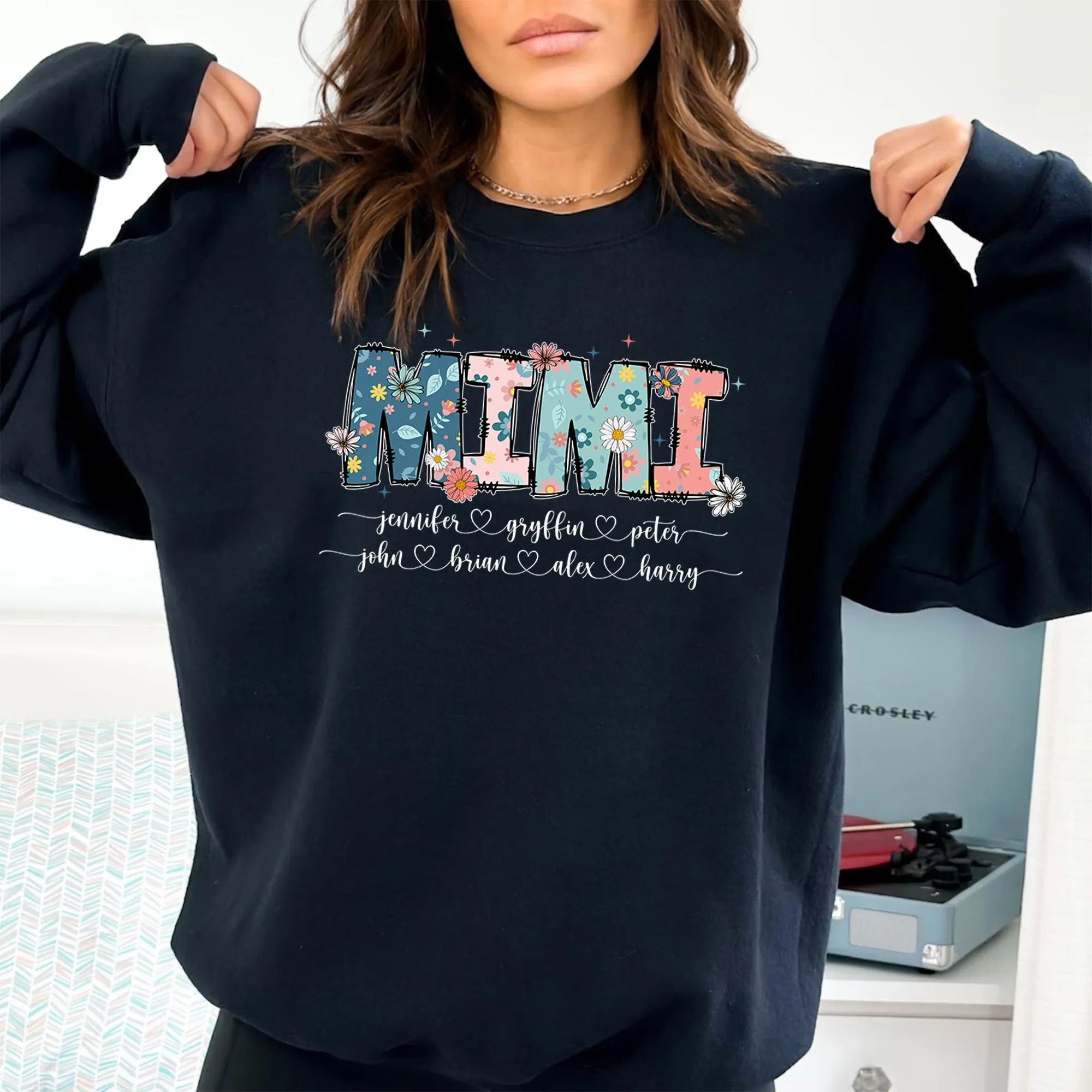 Floral Mama Sweatshirt, Personalized Mom Crewneck With Kids Names, Gift For Mom, Mothers Day Gift, Mothers Day Shirt, Mama Shirt, Mama Gift