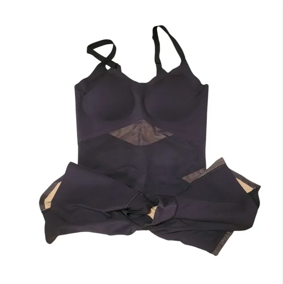 HoneyLove Mid-Thigh Bodysuit All In One Sculpting Garment Shapewear Super Power
