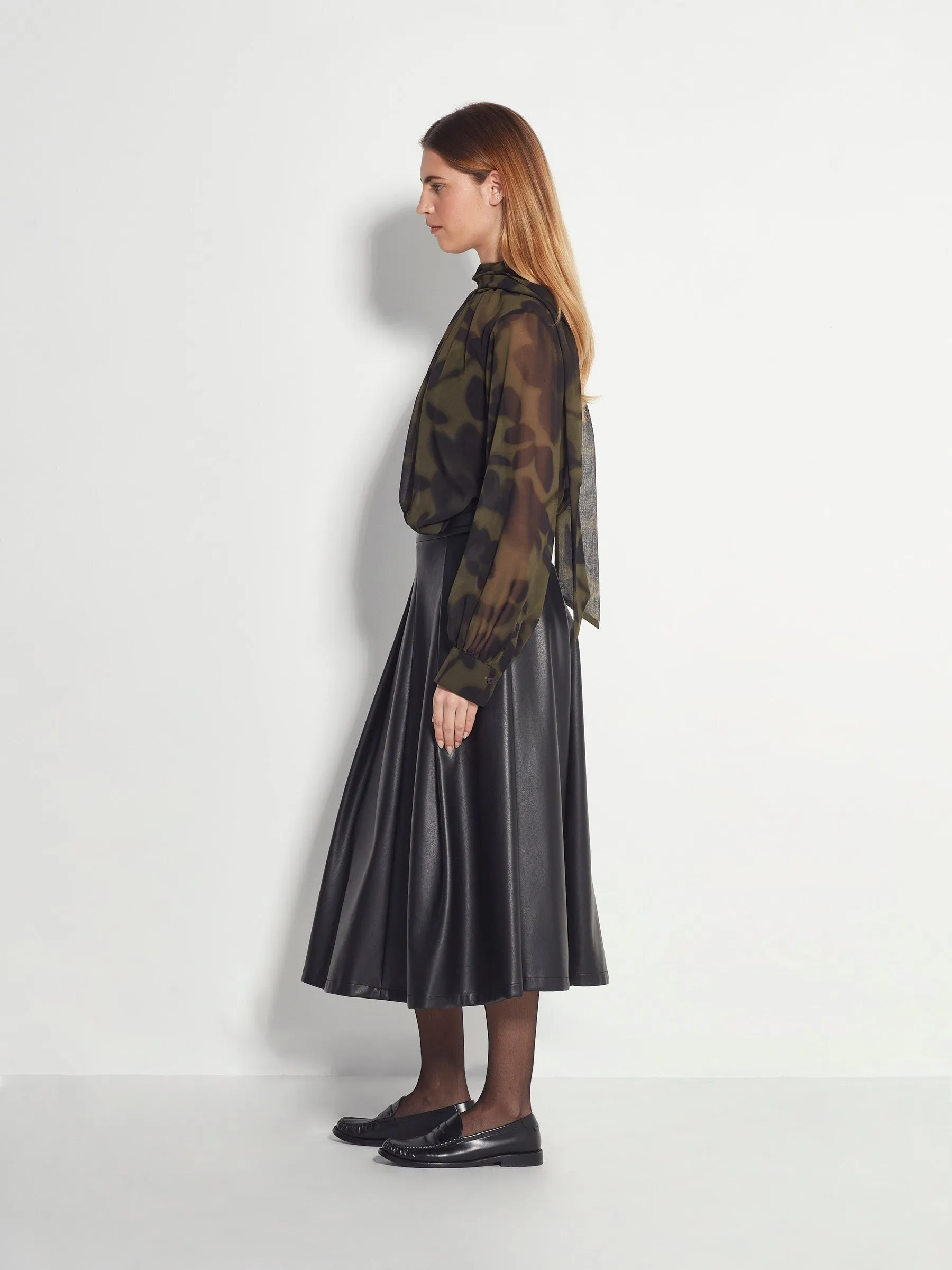Juliette Hogan Coco Shirt - Midnight Floral