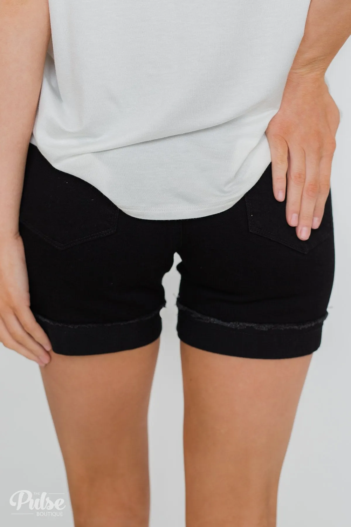 KanCan Eloise Shorts- Black