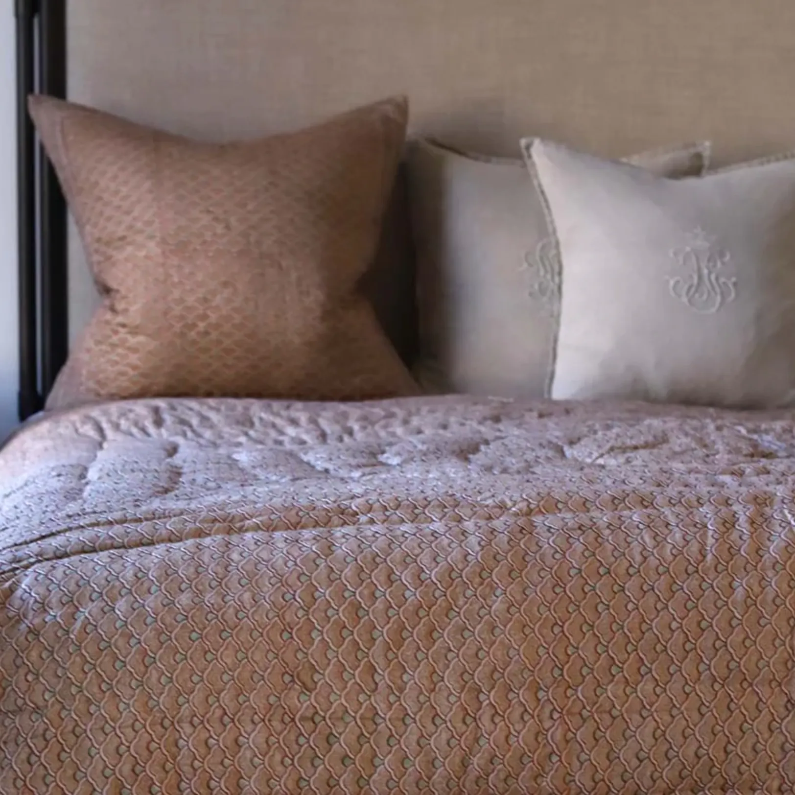 Kashvi Pillow Sham Cover 60x60