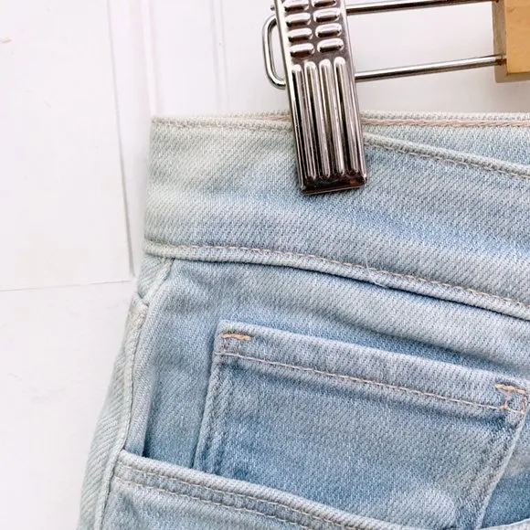 L'AGENCE Audrey M/R Shorts in Belmont