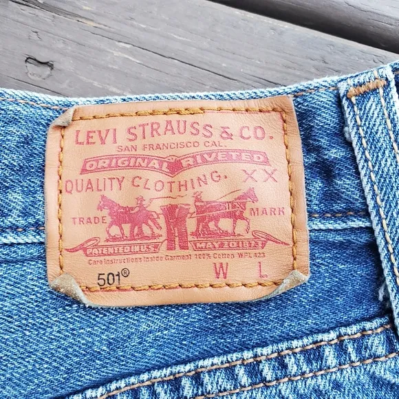 Levi's 501 Original Cutoff Superlow Low Rise Medium Wash Button Fly Booty Shorts