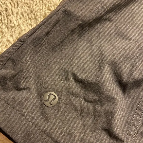 LuluLemon dance studio high-rise short 3.5” black size 8