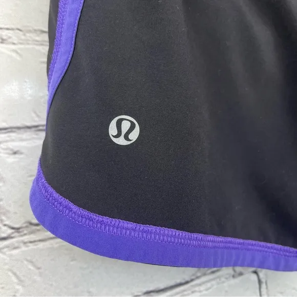 Lululemon Groovy Run Shorts Sz 6
