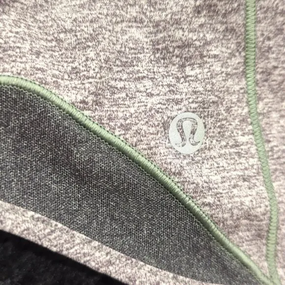 Lululemon Hotty Hot Short II *2.5&quot; Heather Lux Multi Black / Heathered Black