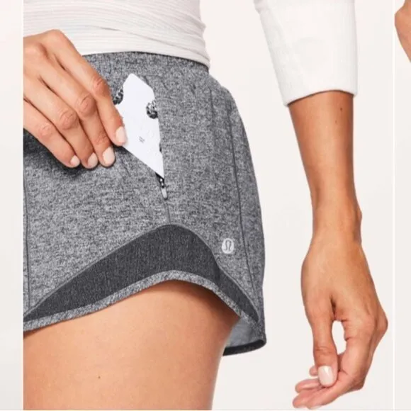 Lululemon Hotty Hot Short II *2.5&quot; Heather Lux Multi Black / Heathered Black