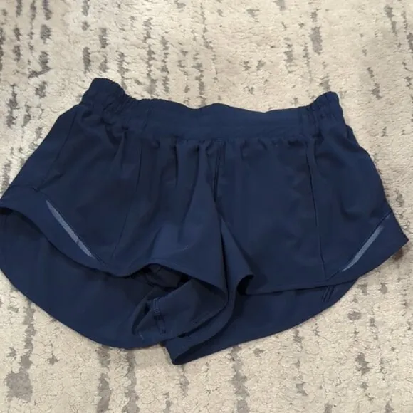 Lululemon Hotty Hot Short II *2.5&quot; True Navy