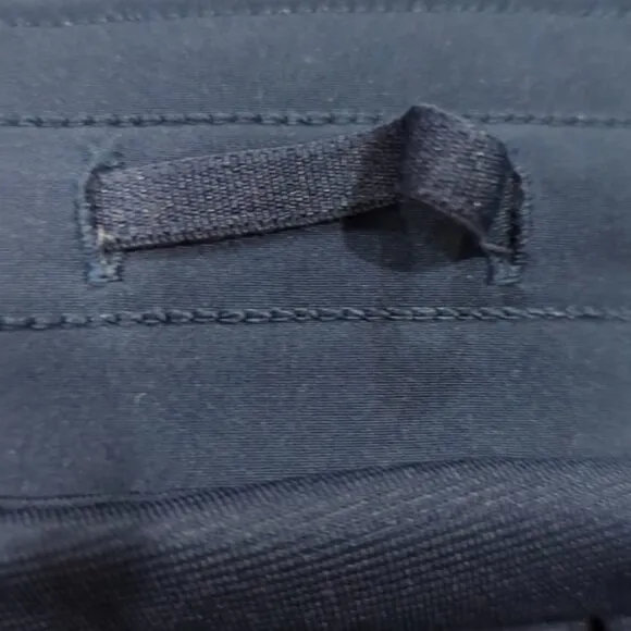 Lululemon Hotty Hot Short II *2.5&quot; True Navy