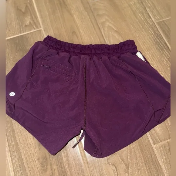 Lululemon Hotty Hot Short II *Long 4&quot; size 4 color Marvel Purple