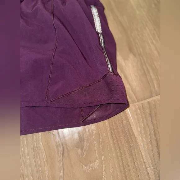 Lululemon Hotty Hot Short II *Long 4&quot; size 4 color Marvel Purple