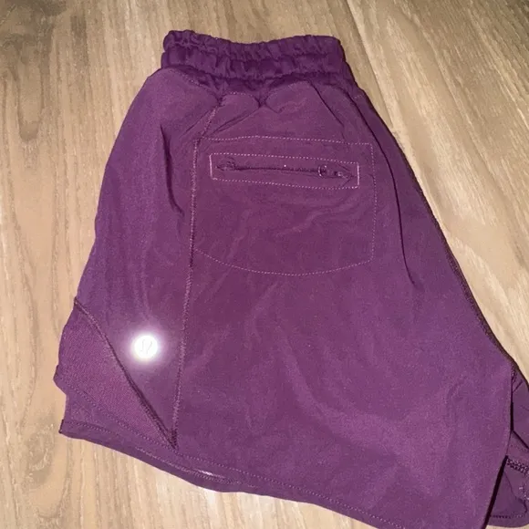 Lululemon Hotty Hot Short II *Long 4&quot; size 4 color Marvel Purple