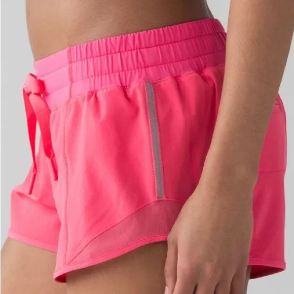 Lululemon Hotty Hot Shorts Lip Gloss Size 4