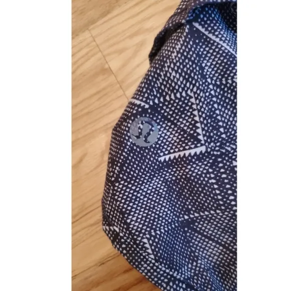 Lululemon Speed Short 4-way Stretch 2.5&quot; Size 4
