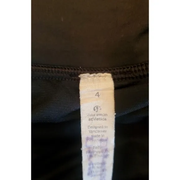 Lululemon Speed Short 4-way Stretch 2.5&quot; Size 4