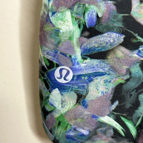LULULEMON Track That Mid-Rise Short 5&quot; Rapid Flourish Blue Green Sz 4 {K18}