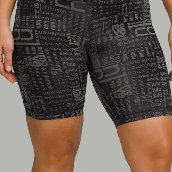 Lululemon Wunder Train Contour Fit High-Rise Short 8&quot; Ombre Black Multi