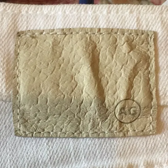 NWOT AG The Hailey Ex-Boyfriend Roll-Up Jean Shorts