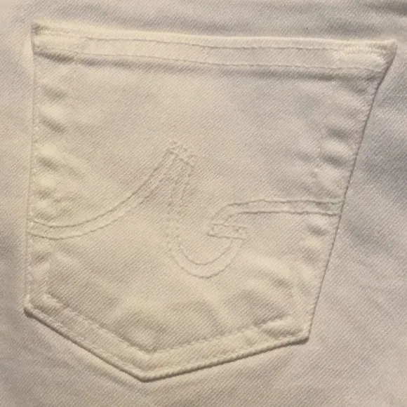 NWOT AG The Hailey Ex-Boyfriend Roll-Up Jean Shorts