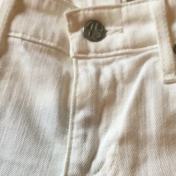 NWOT AG The Hailey Ex-Boyfriend Roll-Up Jean Shorts