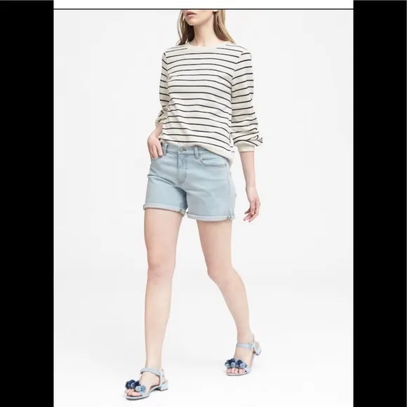 NWT Banana Republic  6&quot; Denim Short