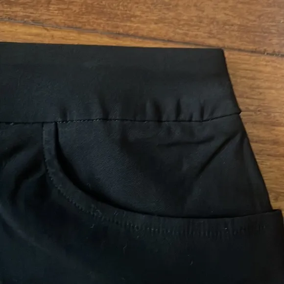 NWT Hilary Radley Womens Skort Skirt Black A Line Stretch Pockets Inner Shorts
