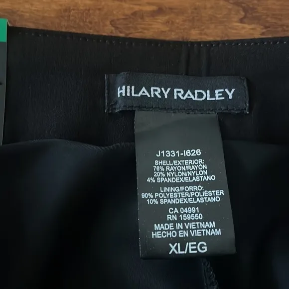 NWT Hilary Radley Womens Skort Skirt Black A Line Stretch Pockets Inner Shorts