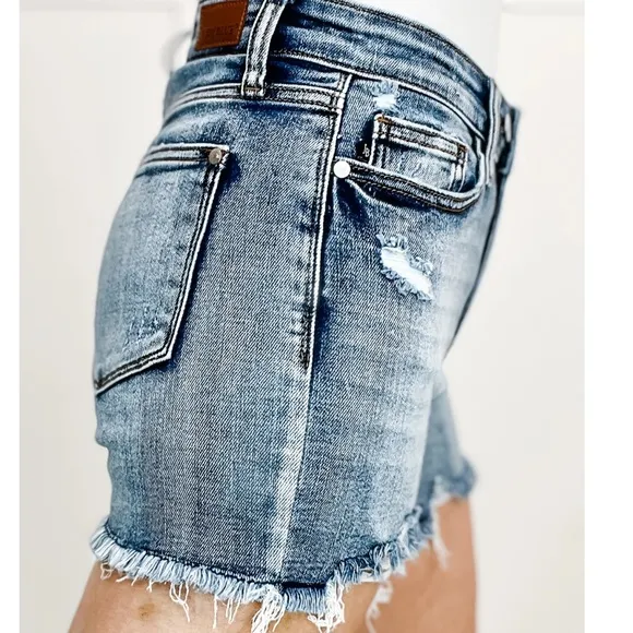 NWT Judy Blue High Waist Adjustable Button Distressed Shorts Stretch Size XL