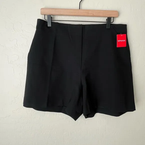 NWT Spanx the perfect A Line shorts black 1X