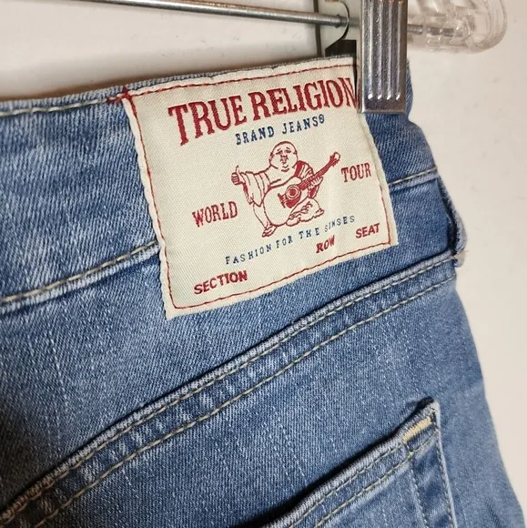 NWT TRUE RELIGION Maisie Raw Hem Shorts