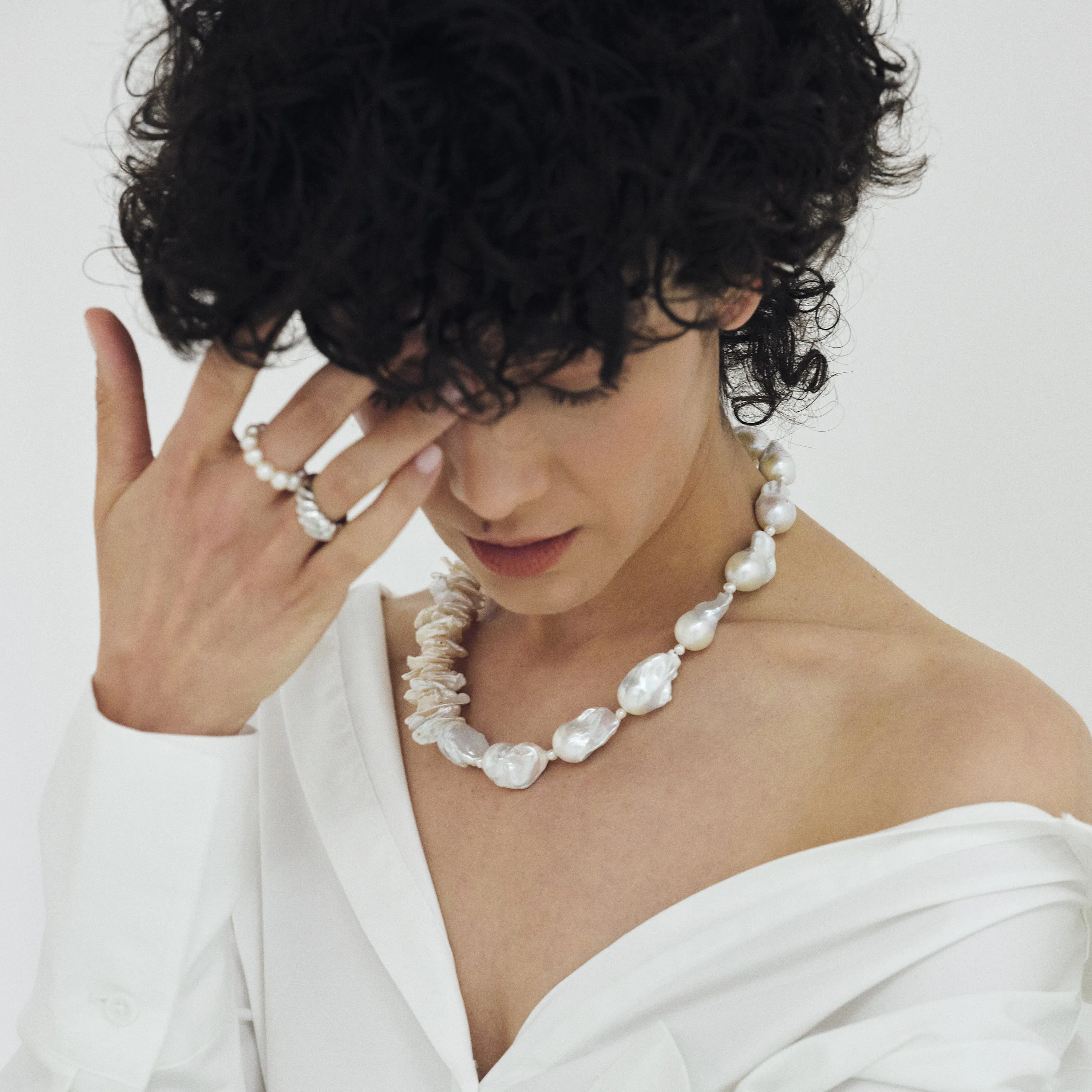 Pearly Stretch Ring