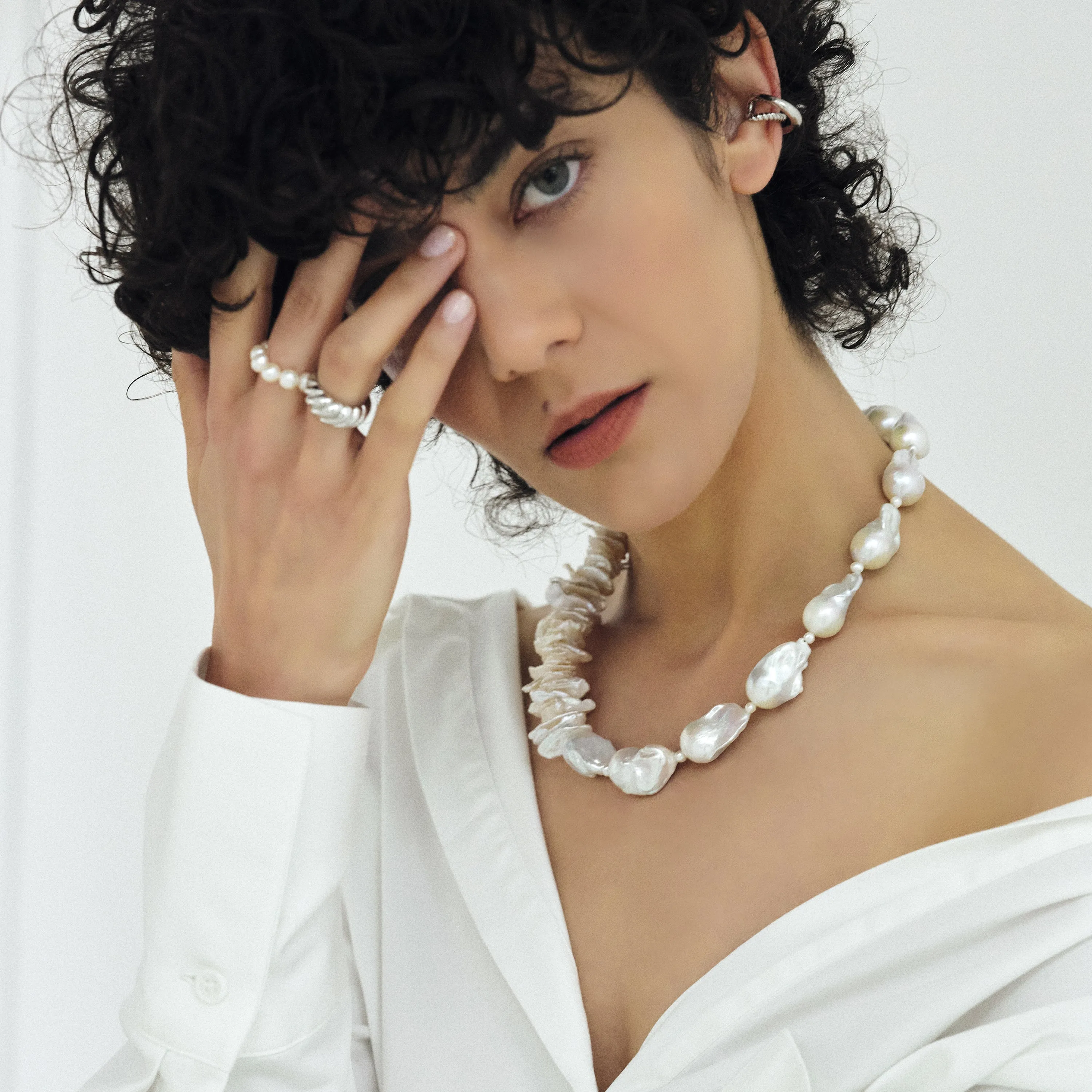 Pearly Stretch Ring