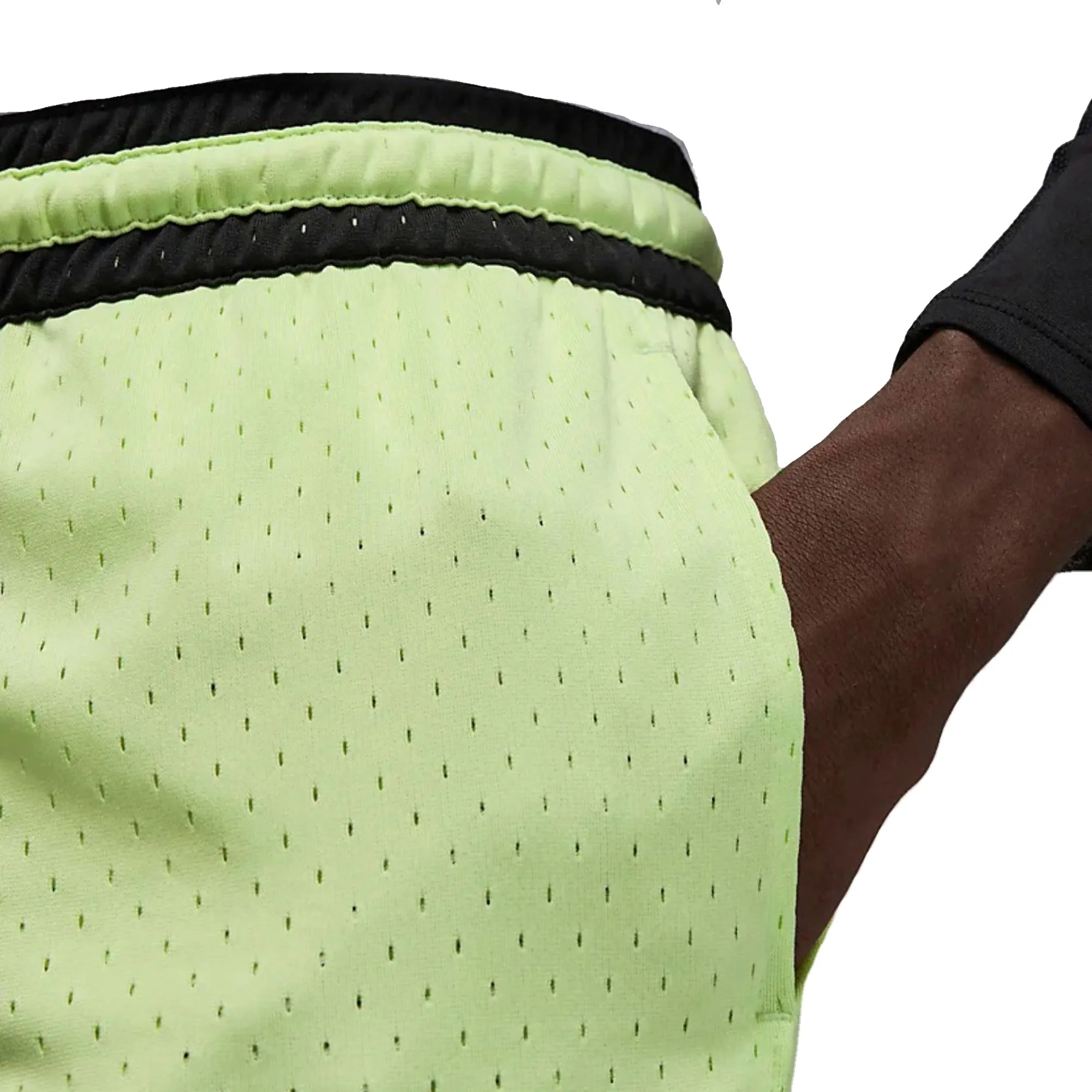 Premium Wholesale Mesh Basketball Shorts: Customized 5-Inch Inseam Men's Gym Apparel