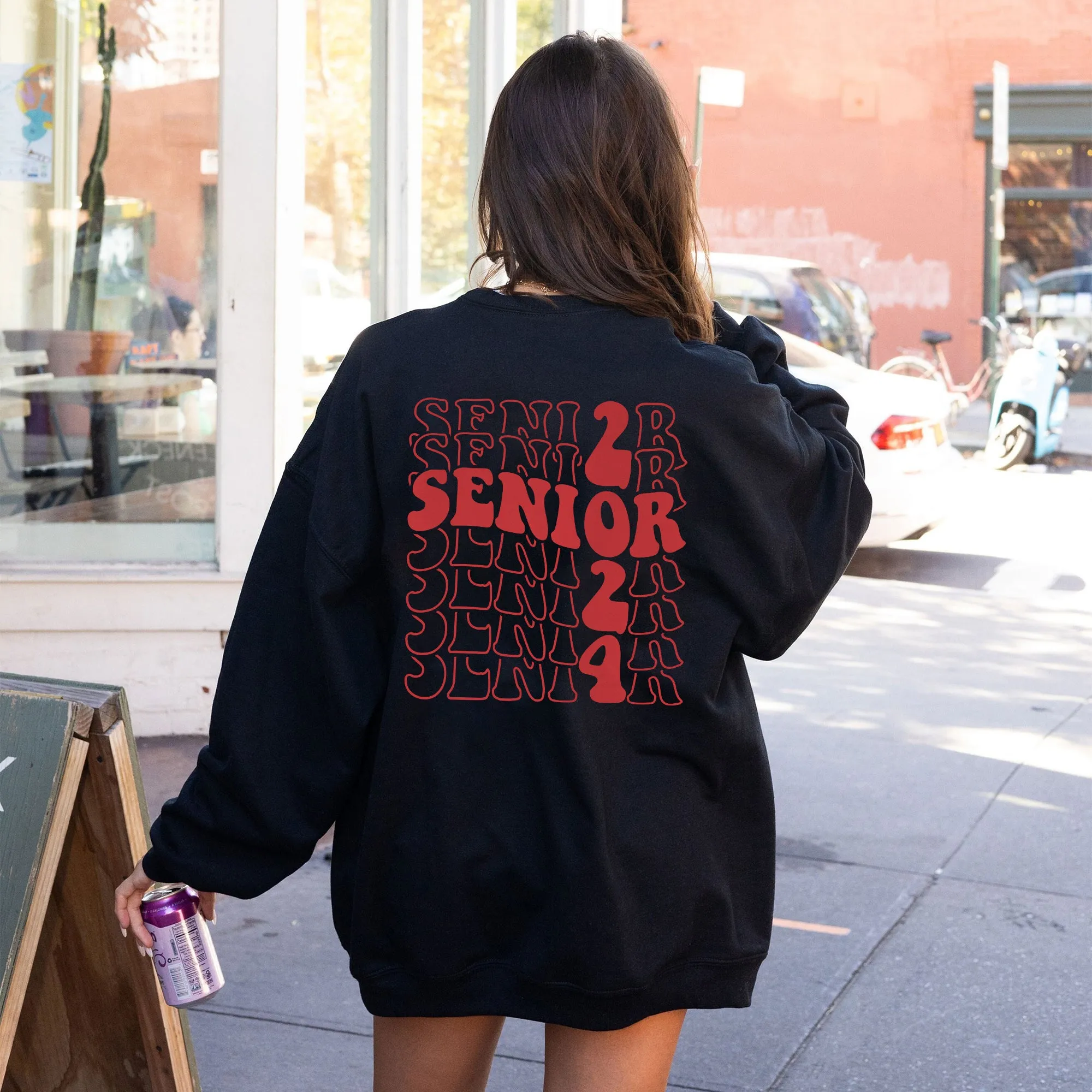 Retro Senior 2024 Sweatshirt, Vintage Class of 2024 Shirt Class Of 2024 Senior Crewneck2024 Graduation Shirt 2024 Graduation Gift Class Of 2024 Gift