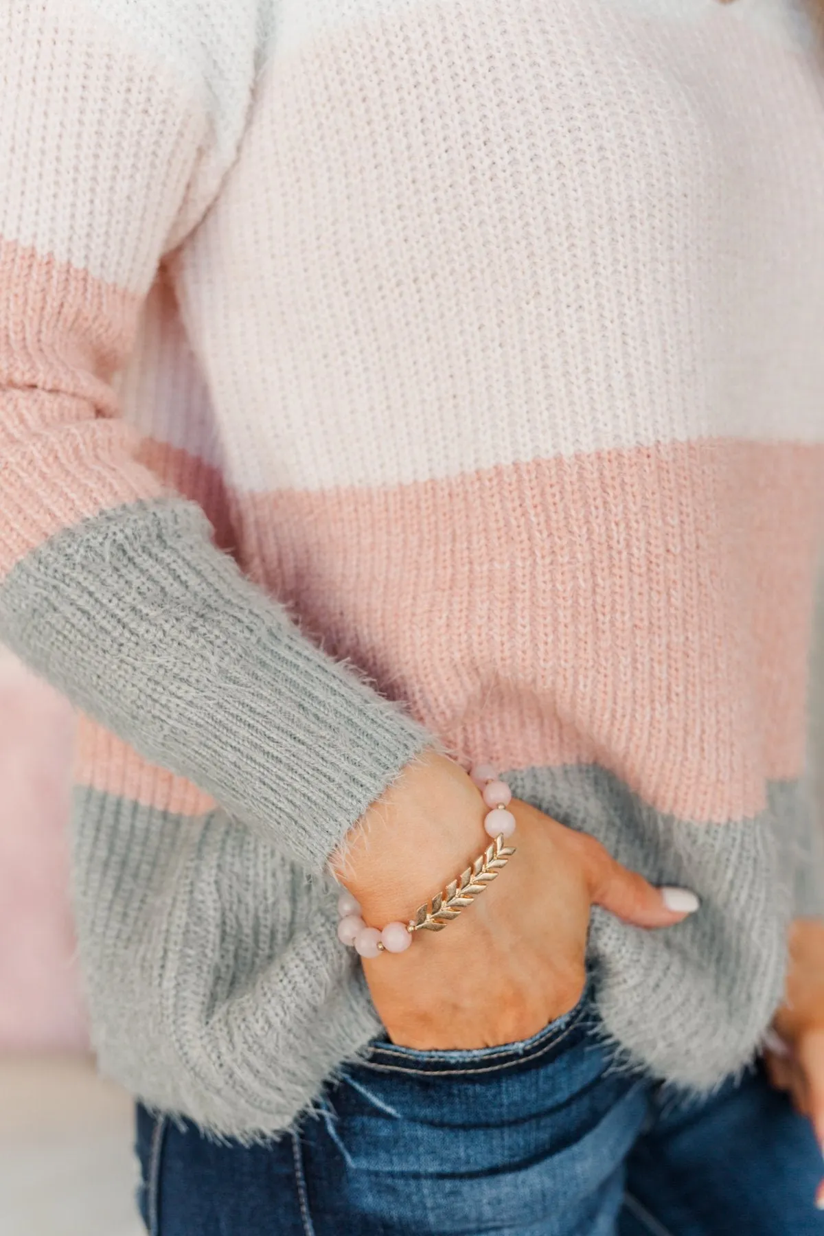 Single Feather Pendant Beaded Bracelet- Pink & Gold