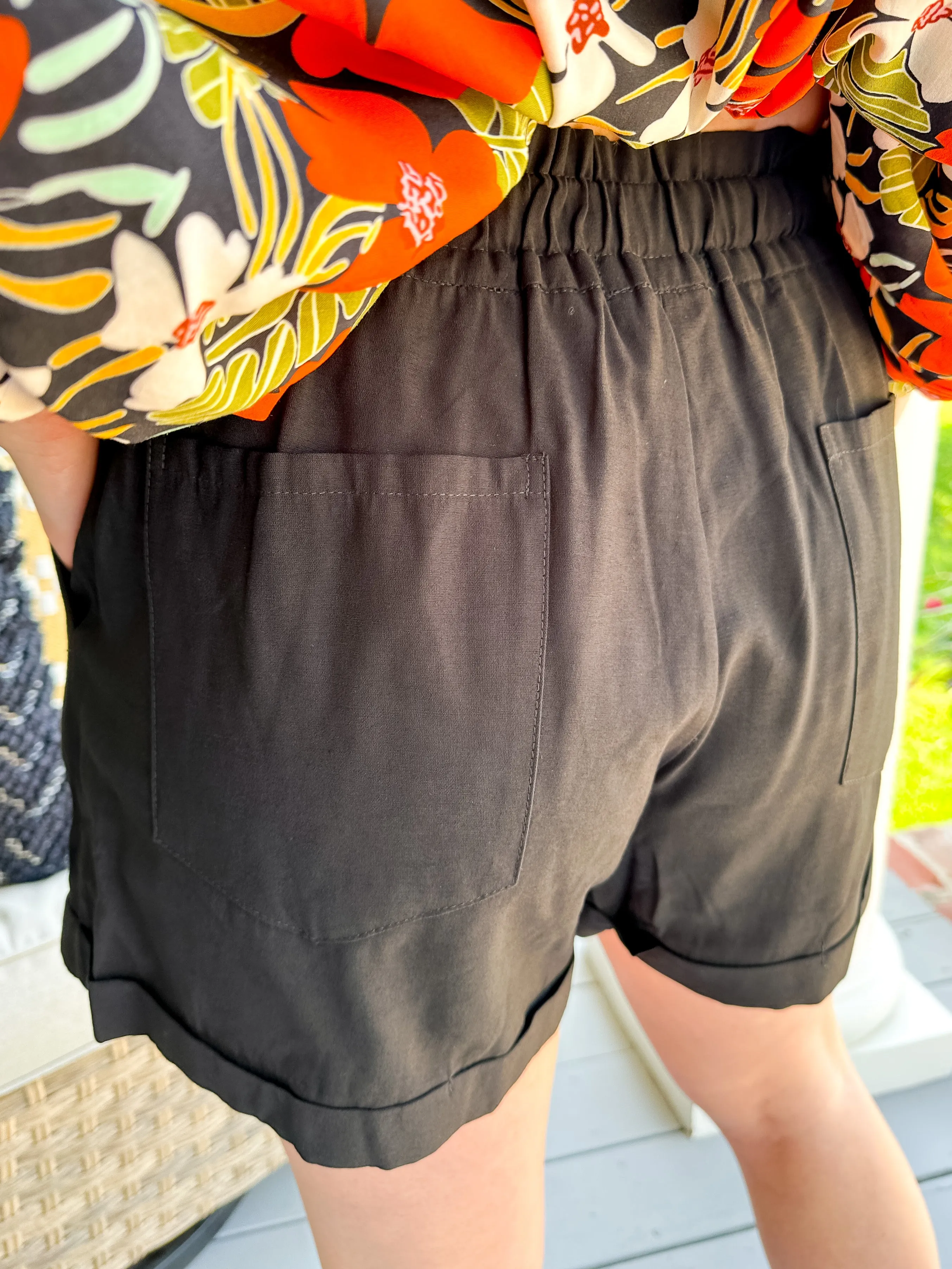 Solid Cuffed Stretch-Band Shorts
