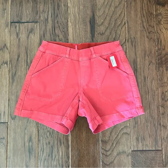 SPANX STRETCH TWILL SHORTS 4” pull on slimming casual chino Island red NWT sz S