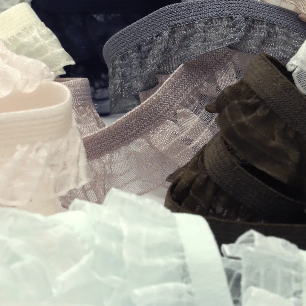 Stream Frill Stretch #01 White